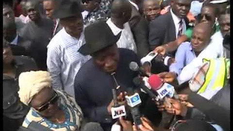 President Jonathan's Vote Delayed By Malfunctioning Card Reader