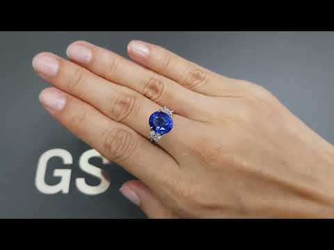 Royal Blue open color sapphire in oval cut 5.12 carats, Sri Lanka Video  № 4