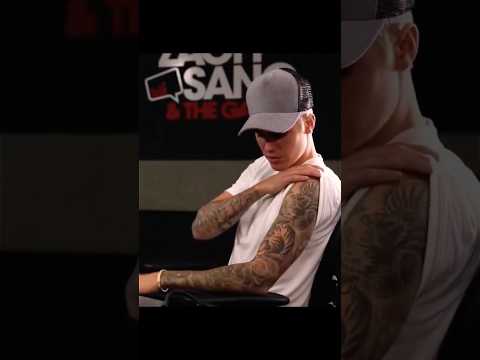 Justin Bieber showing his tattoos on public #justinbieber #viral #youtubeshorts #trending #yshorts