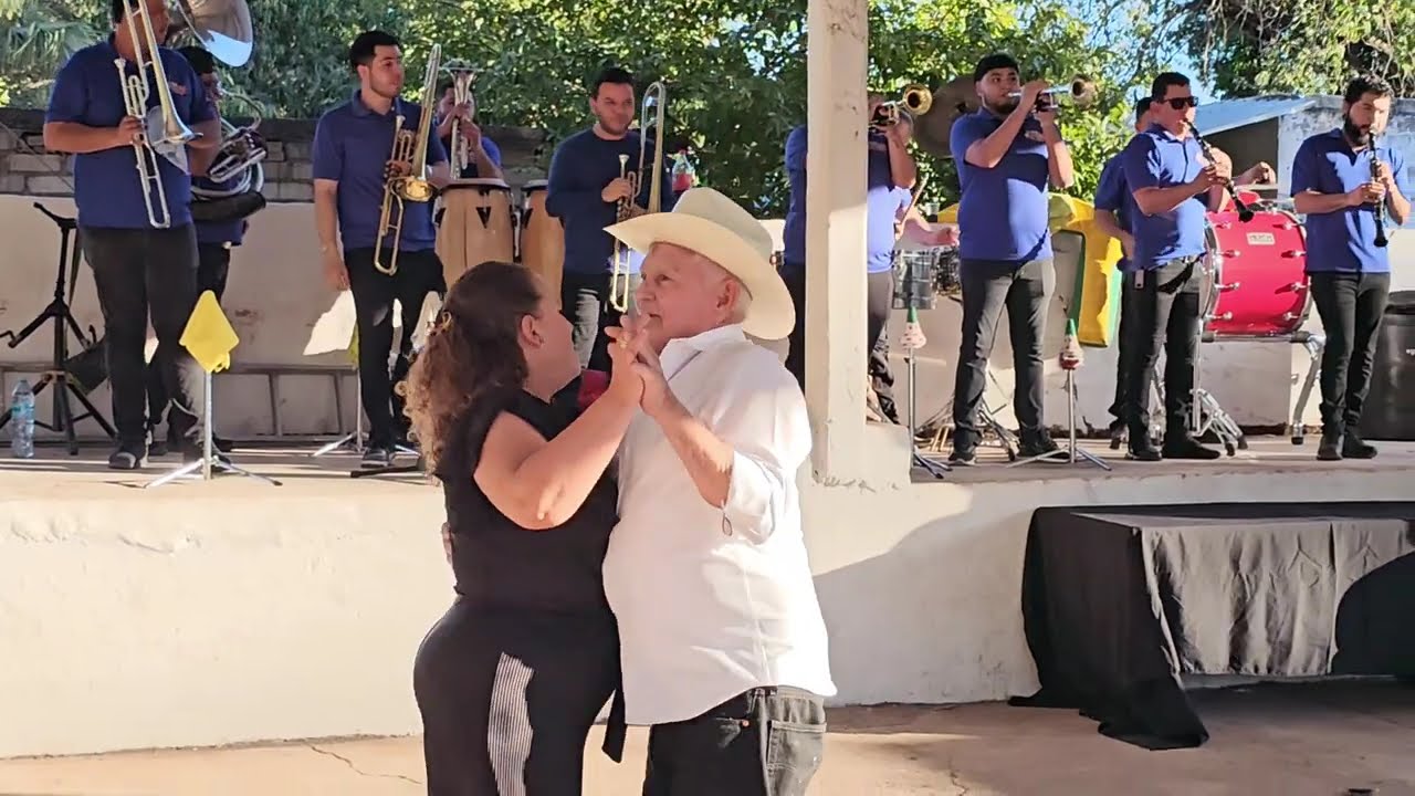 SEVERIANO URIAS CELEBRANDO SUS 80 AÑOS EN PALMARITO DE LA SIERRA 🤠👌