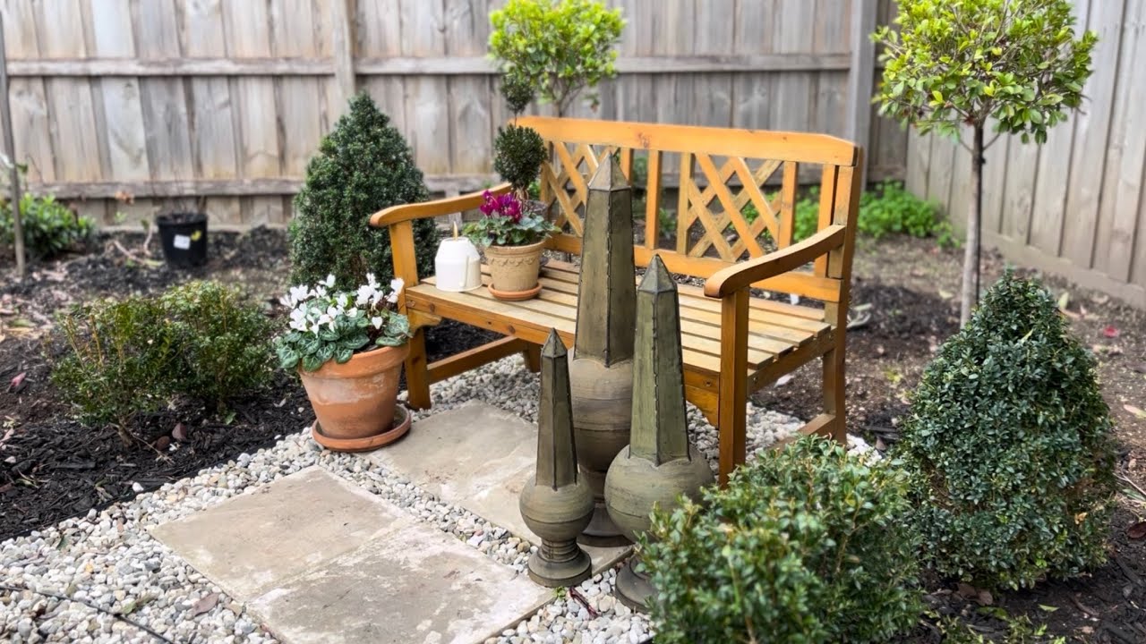 Planting Some English Box And Hydrangea White Ball | Shade Garden | et de garden