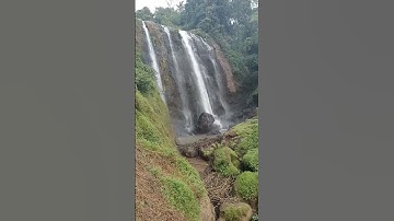 Segarnya Udara di Air Terjun Curug Sewu Kendal Jawa Tengah #airterjun #curugsewukendal