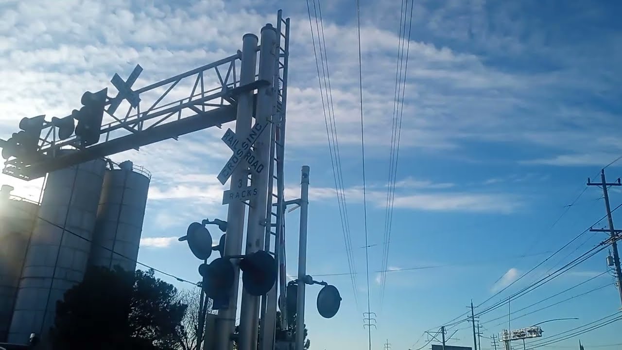 *"New" good used E-Bell* | Jackson Rd/Highway 16 railroad crossing Sacramento CA | SacRT light rail