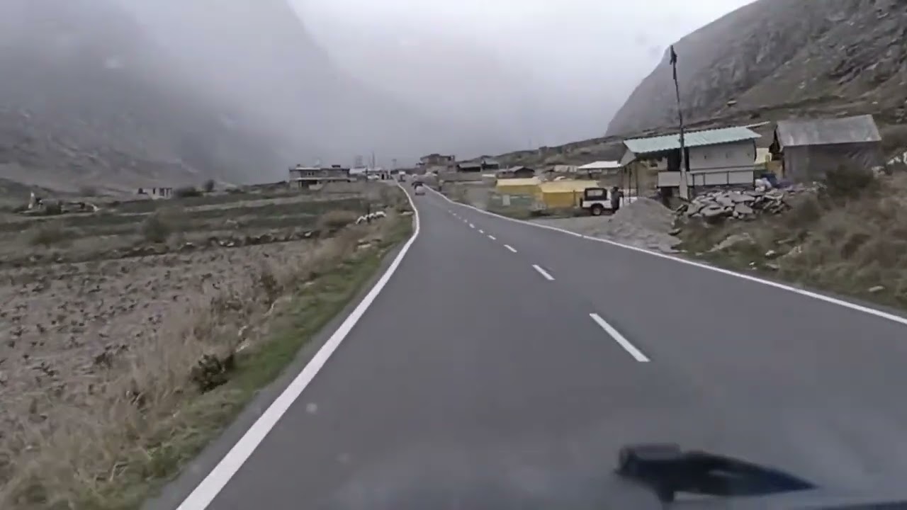 Roadside beauty from Rohtang pass to Atal Tunnel Manali, Himachal Pradesh.