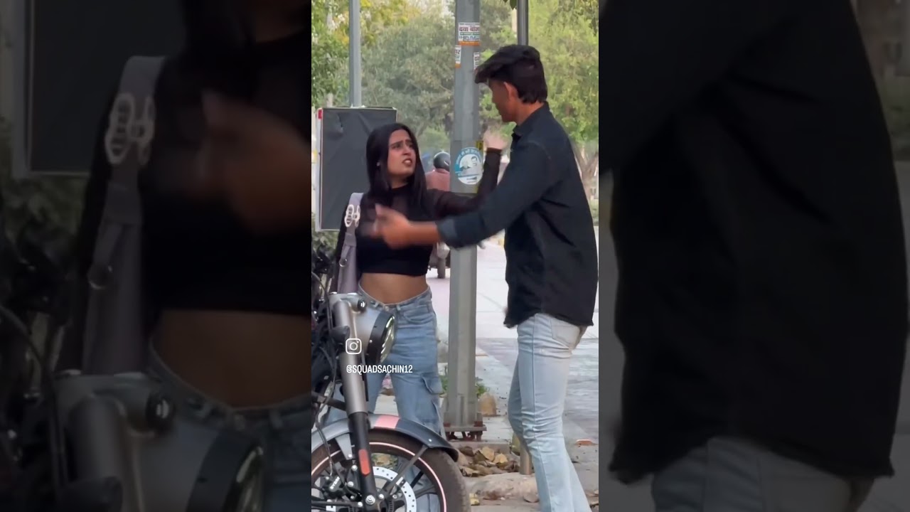 लड़की को मारी लात 😱😱 || 