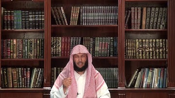 من لطائف القرآن الكريم 102 ملحظ مهم في قوله تعالى {إن الله وملائكته يصلون على النبي}