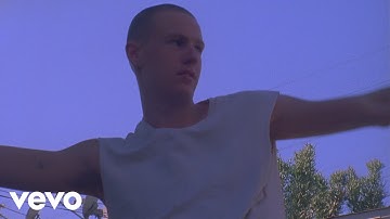 Malcolm Todd - Walk to Class (Official Visualizer)