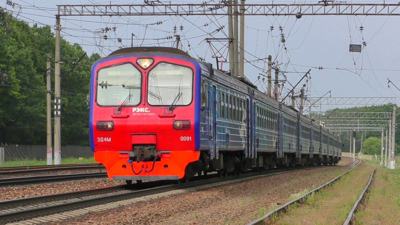 Моторный вагон эд4м
