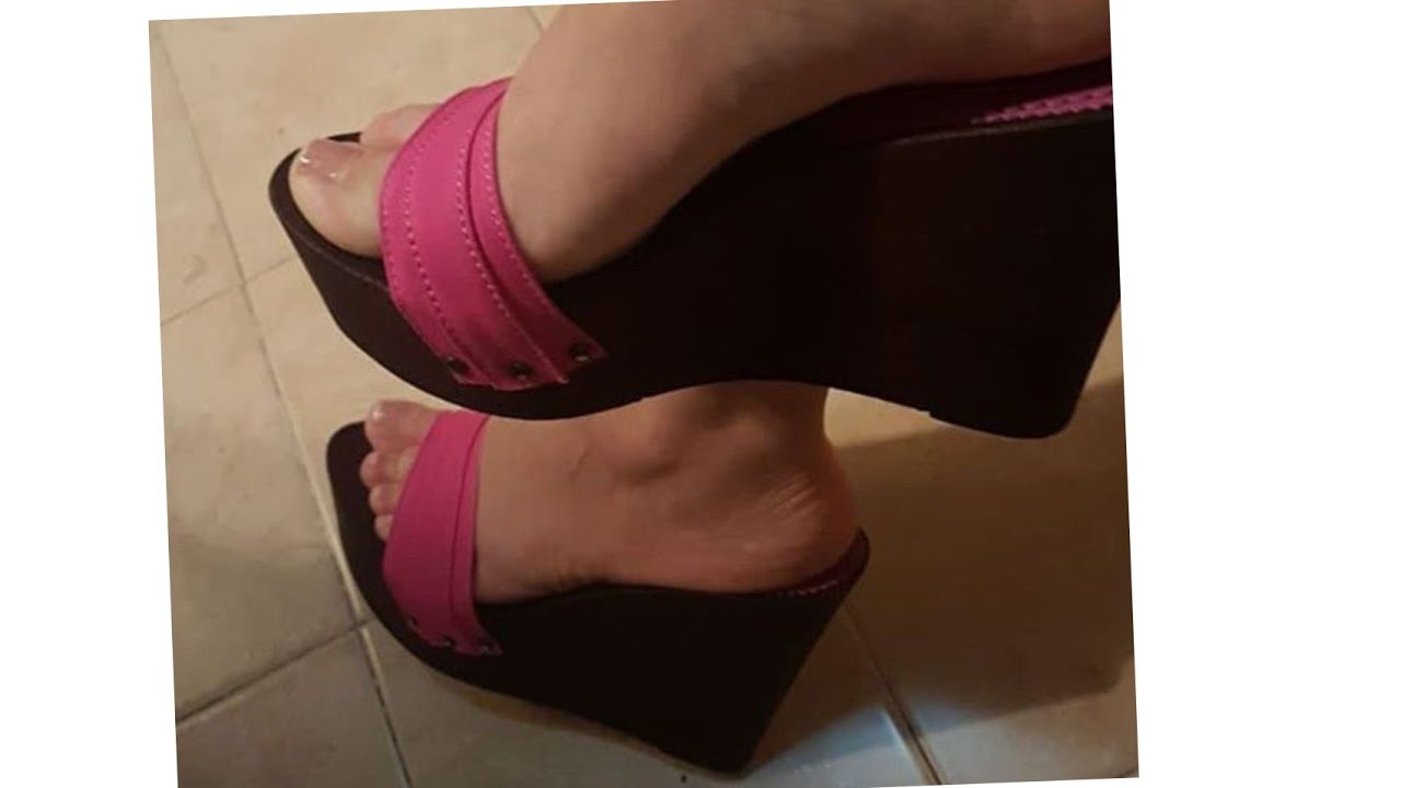 Adorable and cute collection of platform wedge heel mule sandals for ladies 