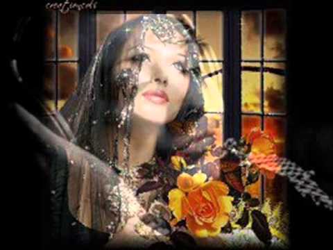 а за окном понимаешь песня слушать