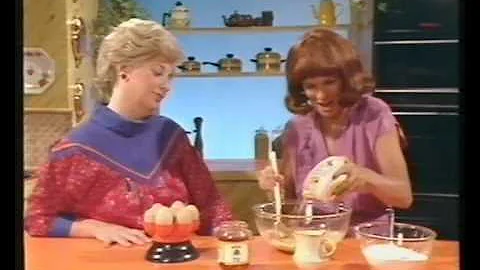 Victoria Wood As Seen On TV Marjorie and Joan Cook...
