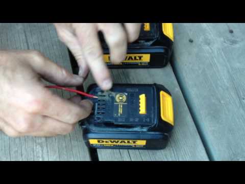Vídeo: Com proveu una bateria DeWalt?