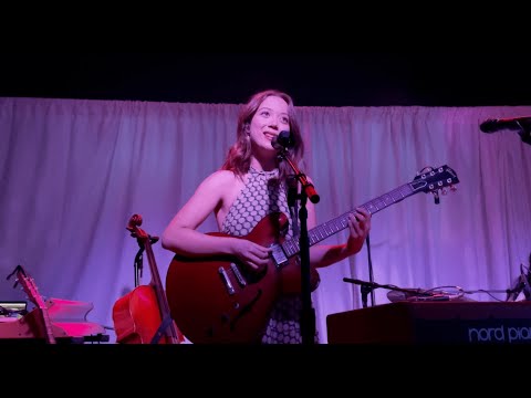 Laufey - Live