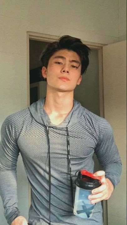 brandon chaii😍 #sixpack #abs #handsomeboy #hunk #hotboy #muscle #trending #viral