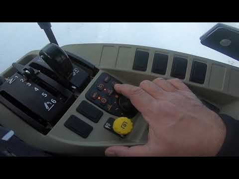 #79-tractor-cab-tour,-john-deere-3-series.