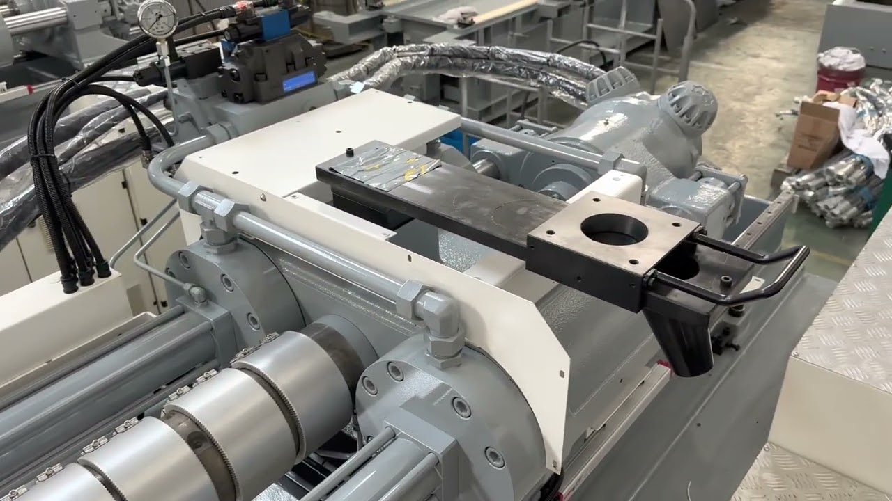 Highshine HS-350 Servo Injection Molding Machine 350ton whatsapp +8613738082939