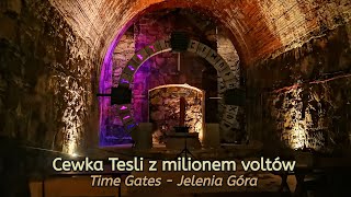 2025. Cewka Tesli Z Milionem Voltów
