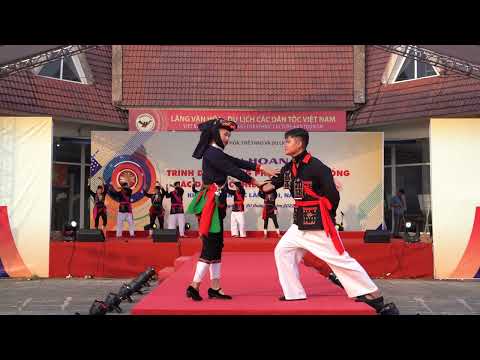 Video TRÌNH DIỄN TRANG PHỤC DÂN TỘC MƯỜNG - DAO ĐOÀN NGHỆ... - youtube