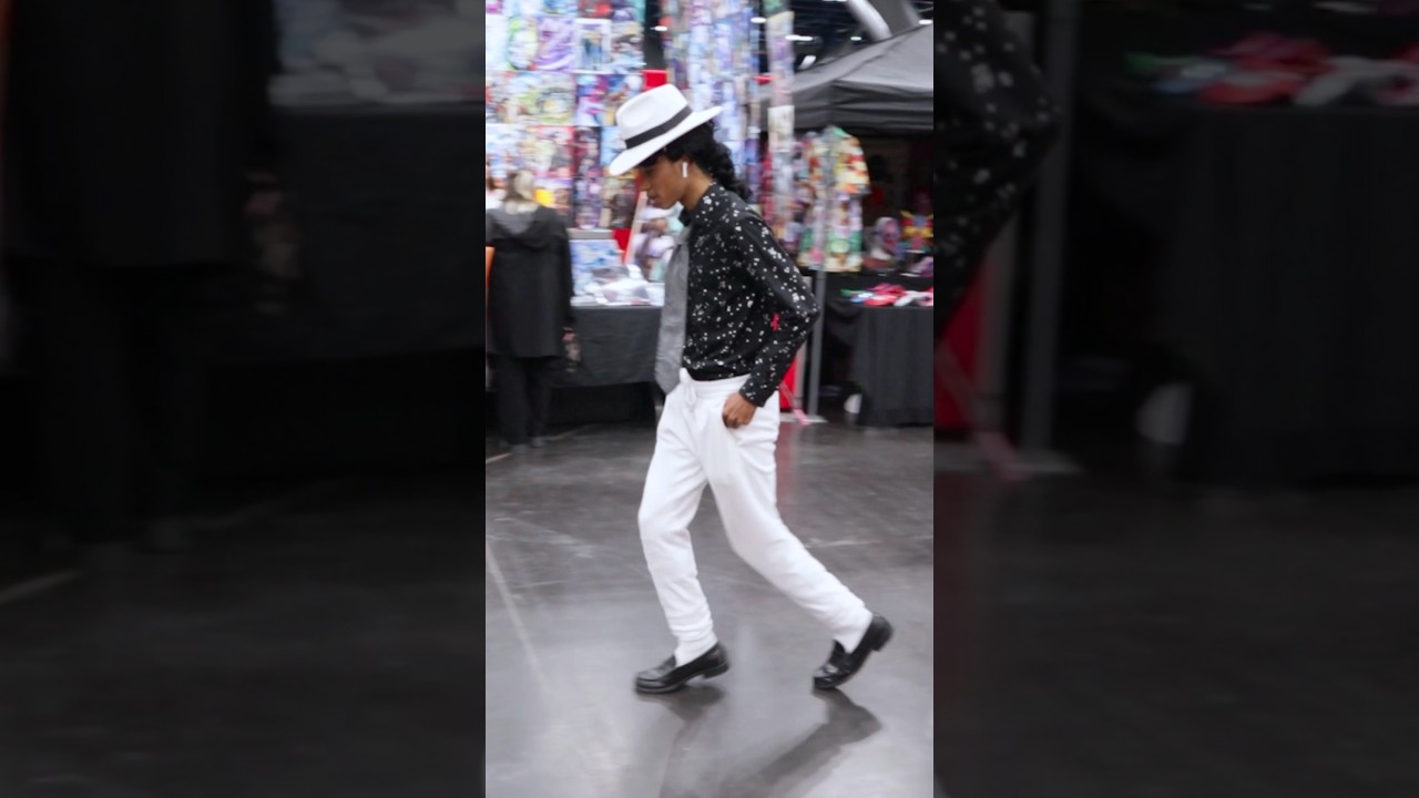 Muzan Moon Walk... but then... #demonslayer #anime #cosplay