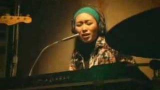 Up Dharma Down - Oo chords