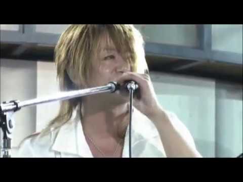 GLAY / Cynical (EXPO 2004 前夜祭 in USJ) - YouTube
