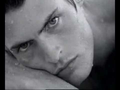 Giorgio Armani - Acqua di GiÃ² commercial (1997). Model: Larry Scott Music: "Textuell" from Oval I was missing my favourite commercial on YouTube, so here it is!