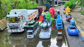 Wow !!! Mobil Truk Tronton Panjang Bongkar Penuh Mobil Mobilan Truk Mixer, Bus Basuri, Ambulan Wow !!! Mobil Truk Tronton Panjang Bongkar Penuh Mobil Mobilan Truk Mixer, Bus Basuri, Ambulan