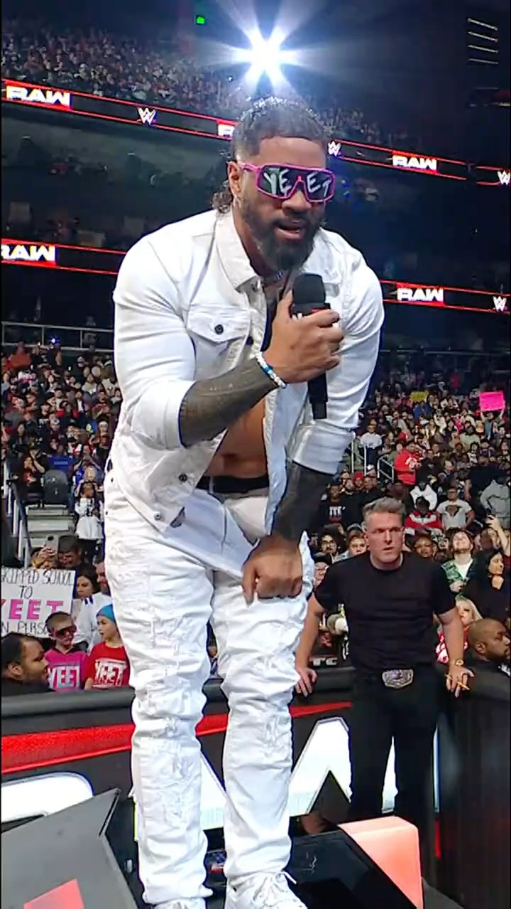Is #WrestleMania about to get Ucey? ??