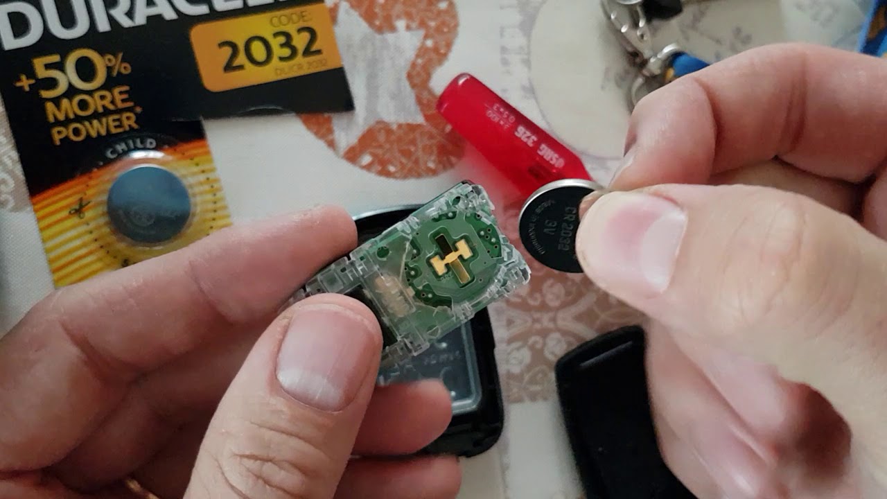 Cambio Batteria Chiave Toyota Yaris Terza Serie - Motori E Fai Da Te