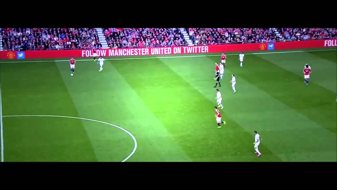 Michael Carrick vs Liverpool - 13 Sep 2015