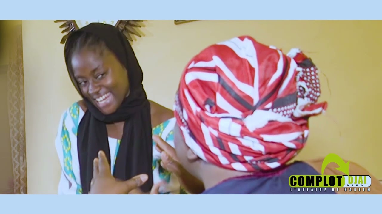 Complot de Grand Mère et petite Fille