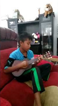 Belajar Main Gitar Septia, Cijambe Subang