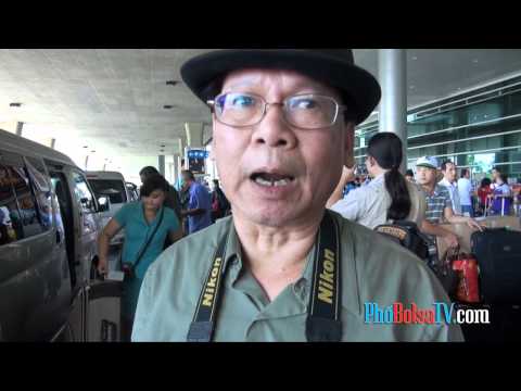Video Nhà báo Nguyễn Phương Hùng trở lại Việt Nam lần thứ ba - youtube