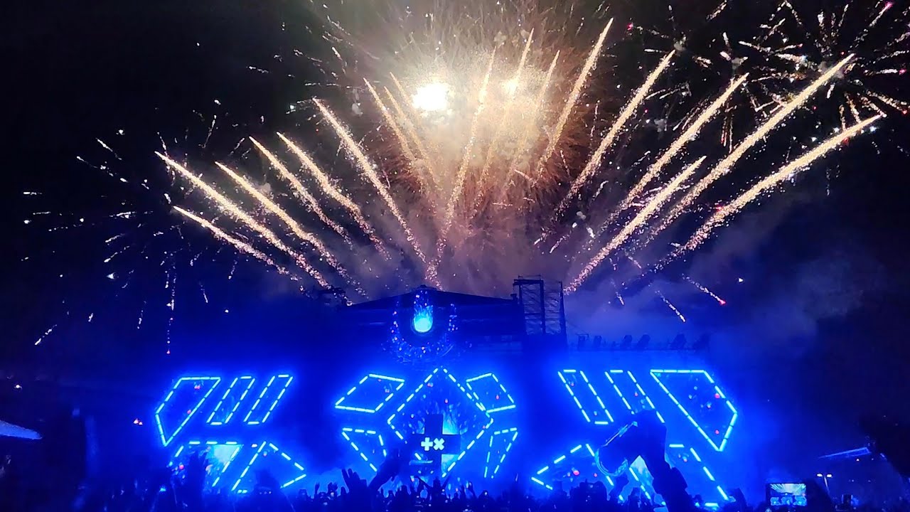 Martin Garrix Live at Ultra Taiwan 2025 (Full Crowd Experience by Aierman)