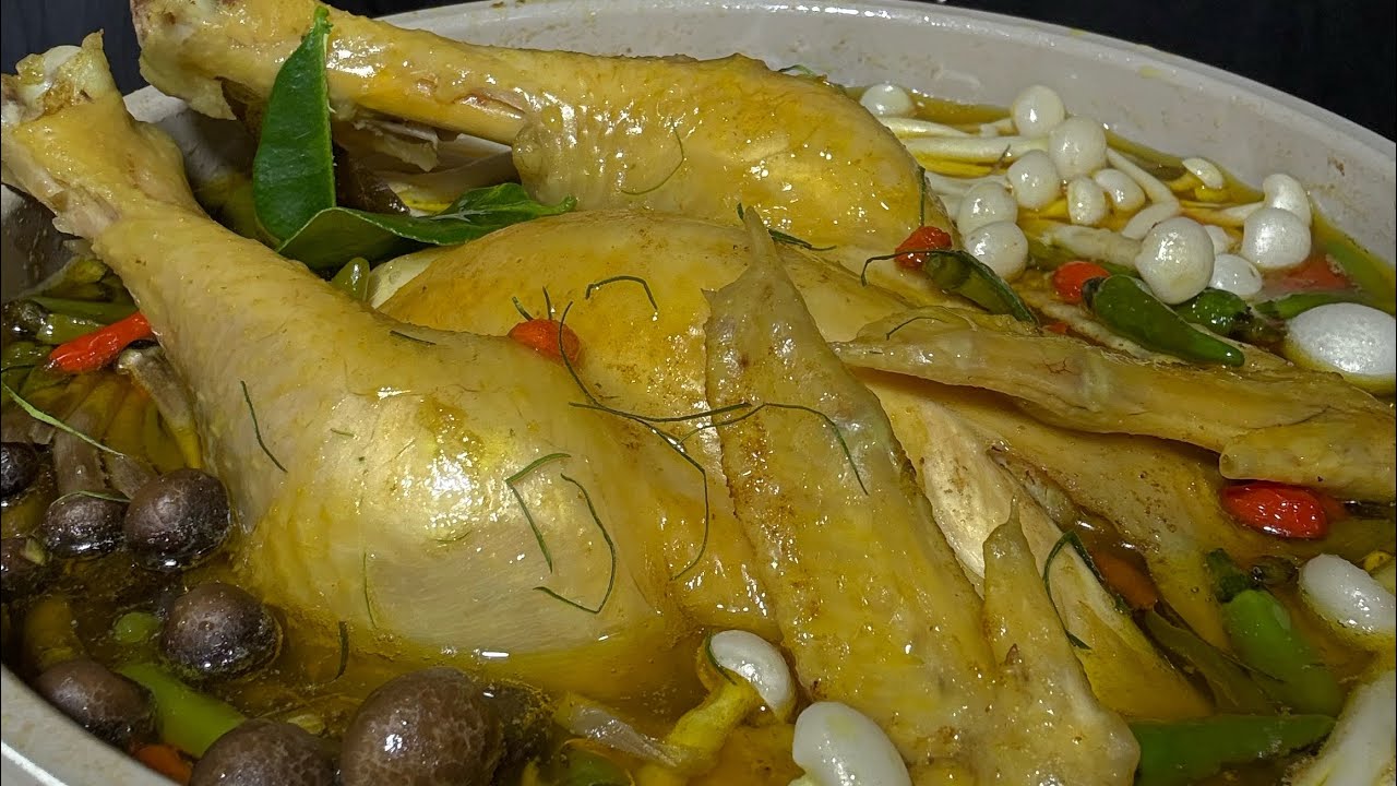 Hết sảy với nồi gà nấu ớt hiểm nguyên con toàn là ớt ❤️￼