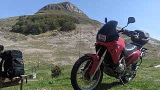 Harmony Heights: A Mountain Journey with Piano Serenade on the BMW F650