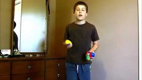 Easy Way to Learn How to Juggle 5 Balls (Tutorial)