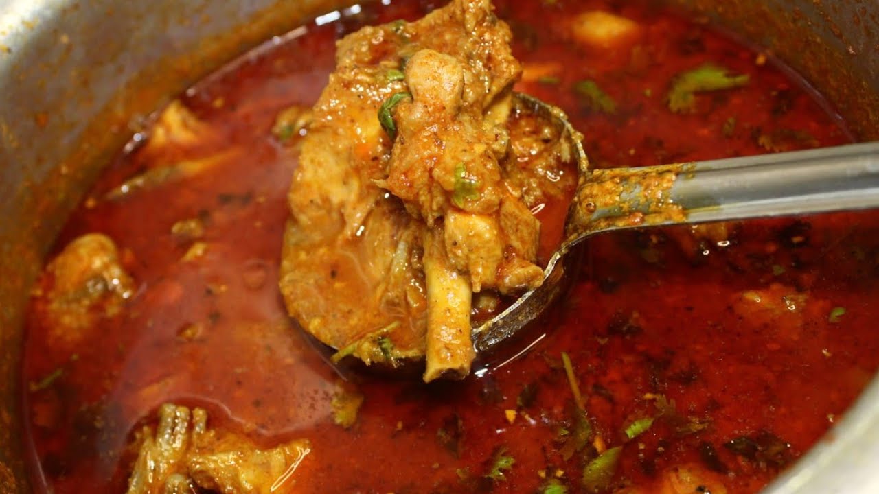 ಹಳ್ಳಿ ವಿಧಾನದಲ್ಲಿ ಪಕ್ಕಾ ಜವಾರಿ ಅಡಗಿ ರೀ ಇದ..ನಾನ್ ವೆಜ್ ಪ್ರಿಯರಿಗೆ ಈಬಾಡೂಟ |village style chicken saaru