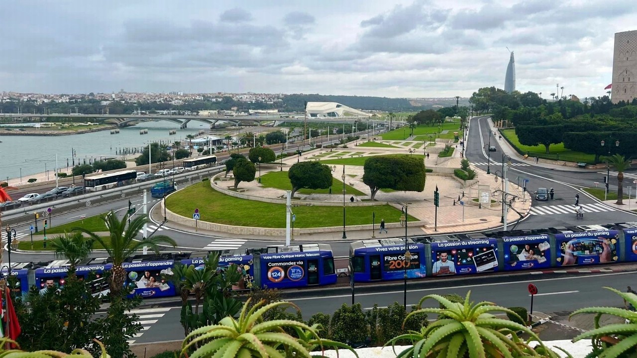 RABAT مباشرة منظر رباني وعبقرية مغربية للمدخل الجنوبي ومركب مولاي عبدالله ومحطة قطار الرياض والشاطئ