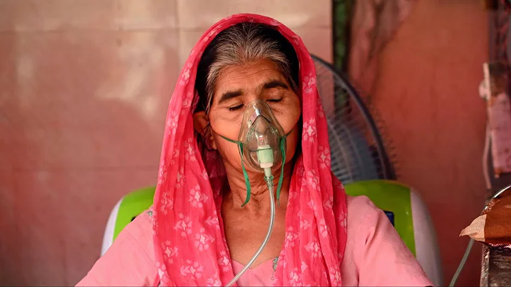 India hits new COVID-19 case record