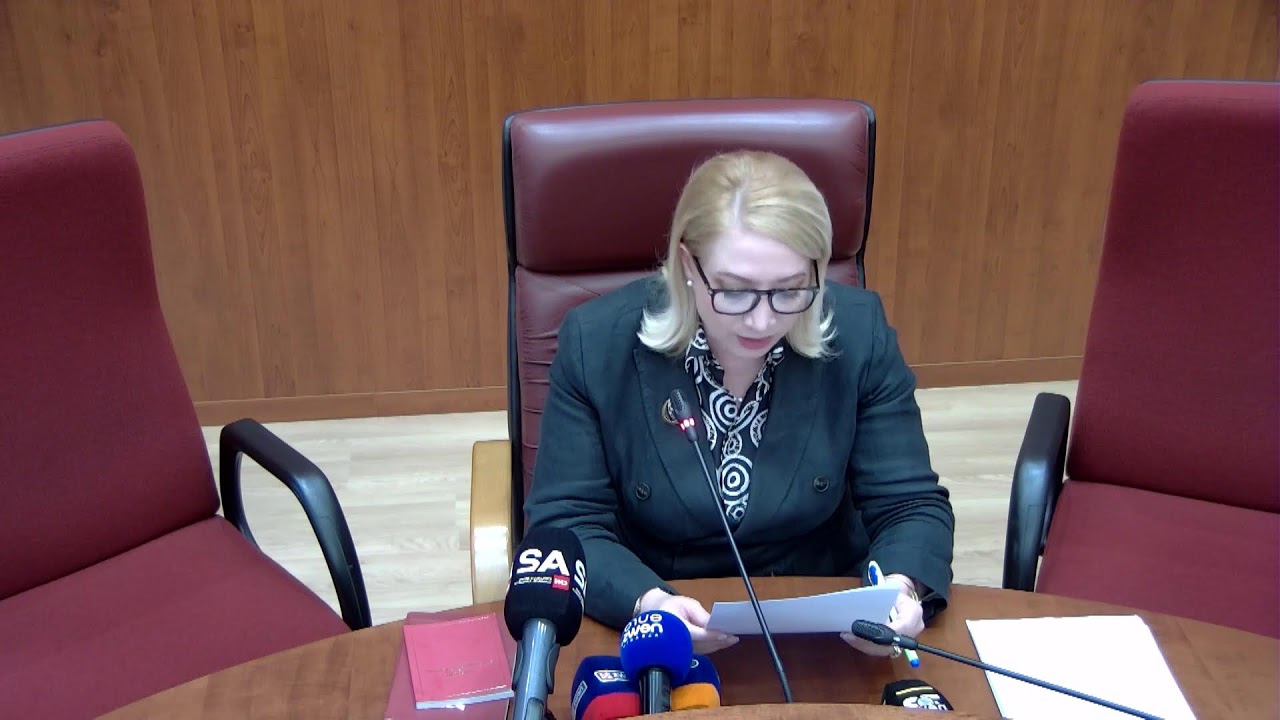 Konference per shtyp.