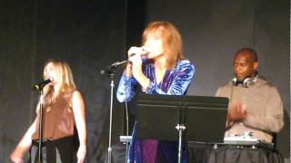 CARLY SIMON - Coming Around Again - Live! - 10/27/09 - NYC