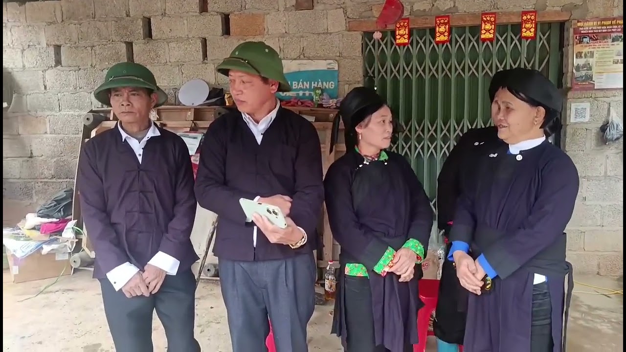 Các bạn hát dân ca giao lưu ngày Hội lồng tồng hay quá 