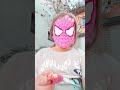Weiß und pink 