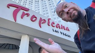 I was the last person to stay at The Tropicana! by Videobob Moseley 20,570 views 2 months ago 34 minutes