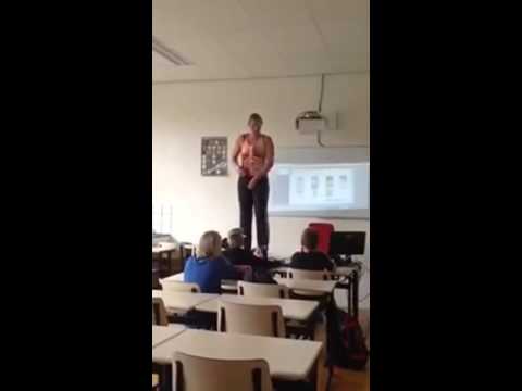 Video Cô giáo cởi đồ minh họa cho bài giảng sinh học - YouTube