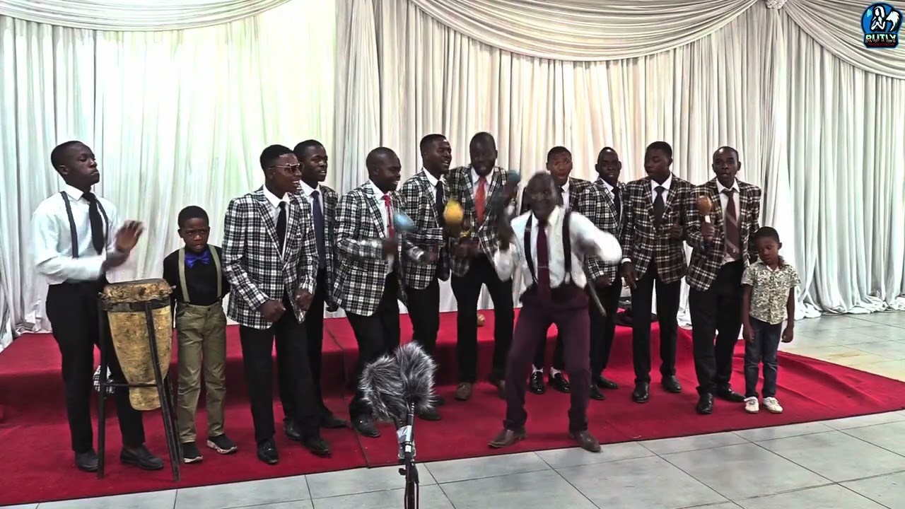 MuKristu Muka - Baba Kingston Dande & Zarura Masio Choir | Mapisarema Psalms Concert |Podium Events