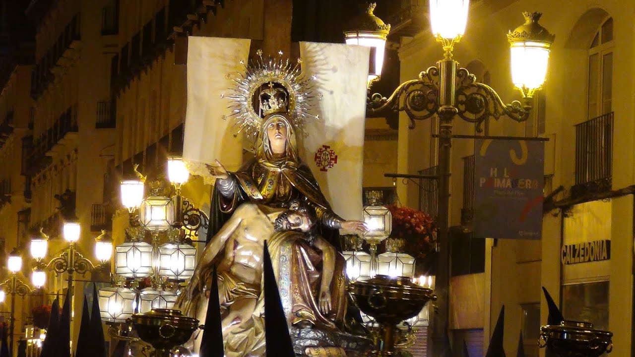 27 Semana Santa de Zaragoza 2024 - Viernes Santo - Cofradía de la Piedad