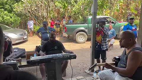 Gedix Atege A Throw Back BackYard Jam Session with Gedix Atege and Band Doing of his hitsAidau Weh.