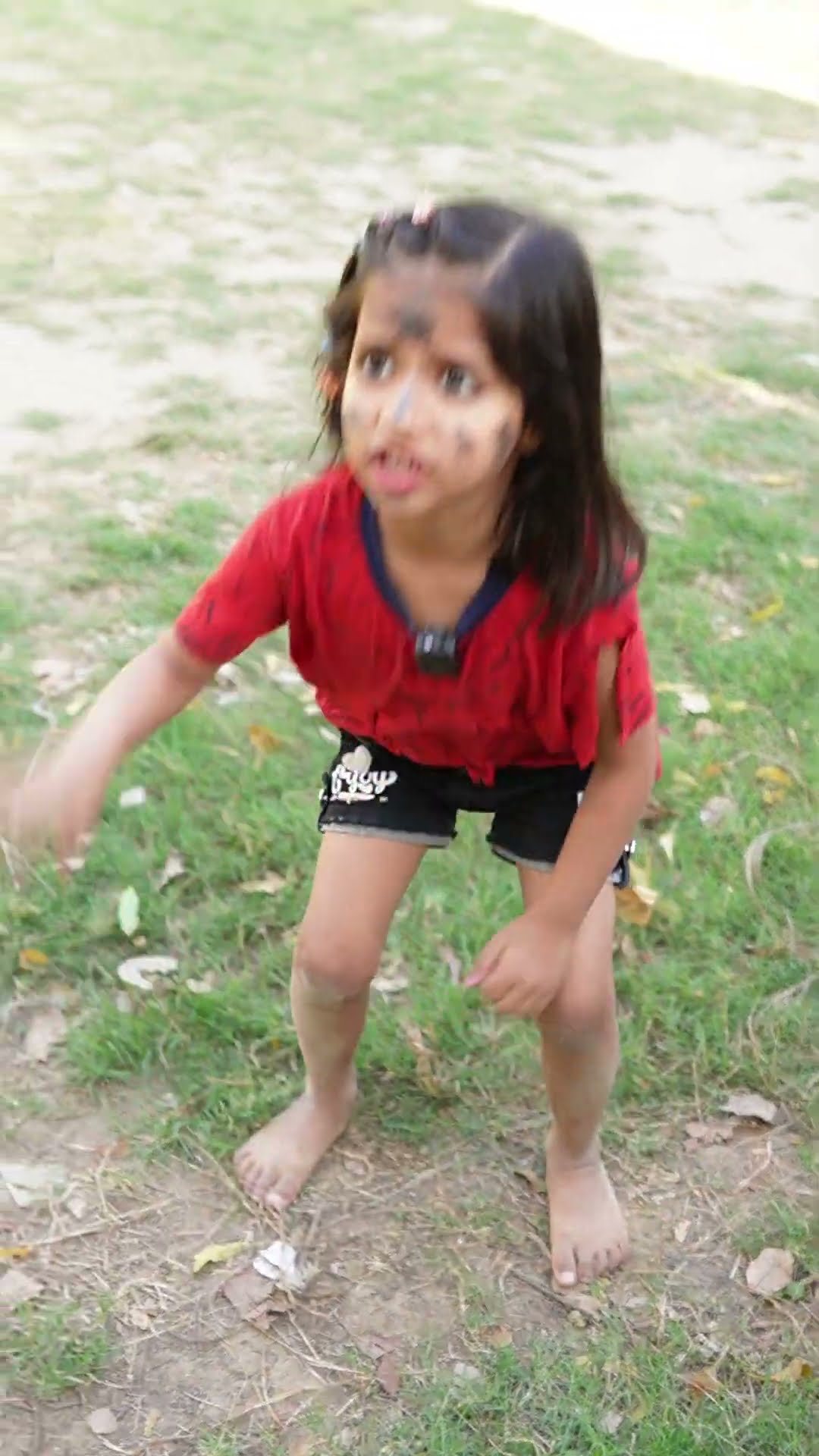 Maha ne bird ko bacha liya